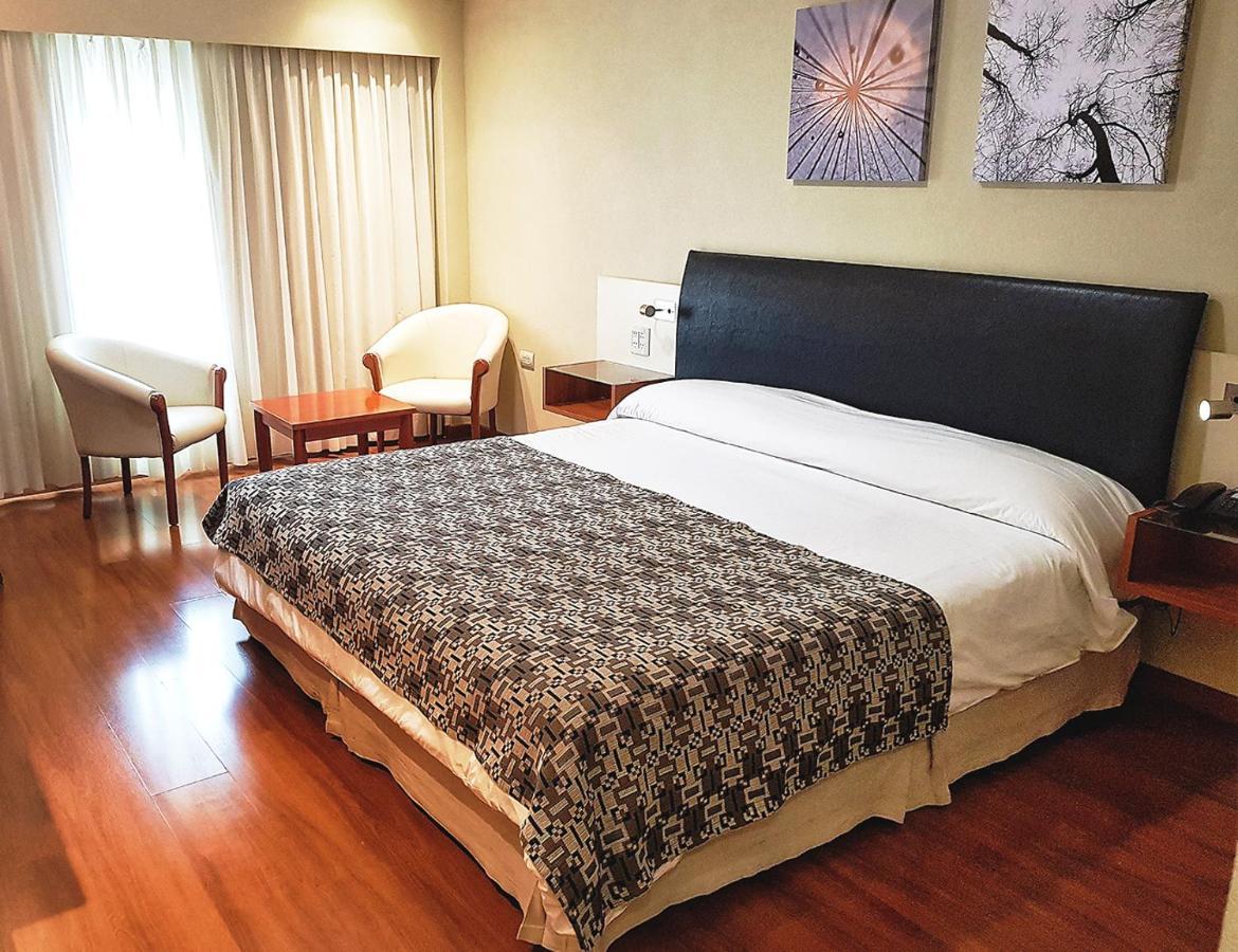 Quorum Cordoba Hotel, Resort Urbano Extérieur photo